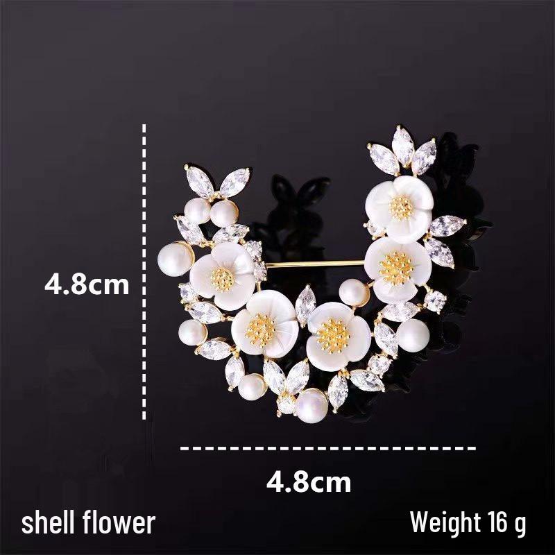 Exquisite Butterfly Rhinestone Brooch - Versatile 3D Floral Alloy Accessory for Women