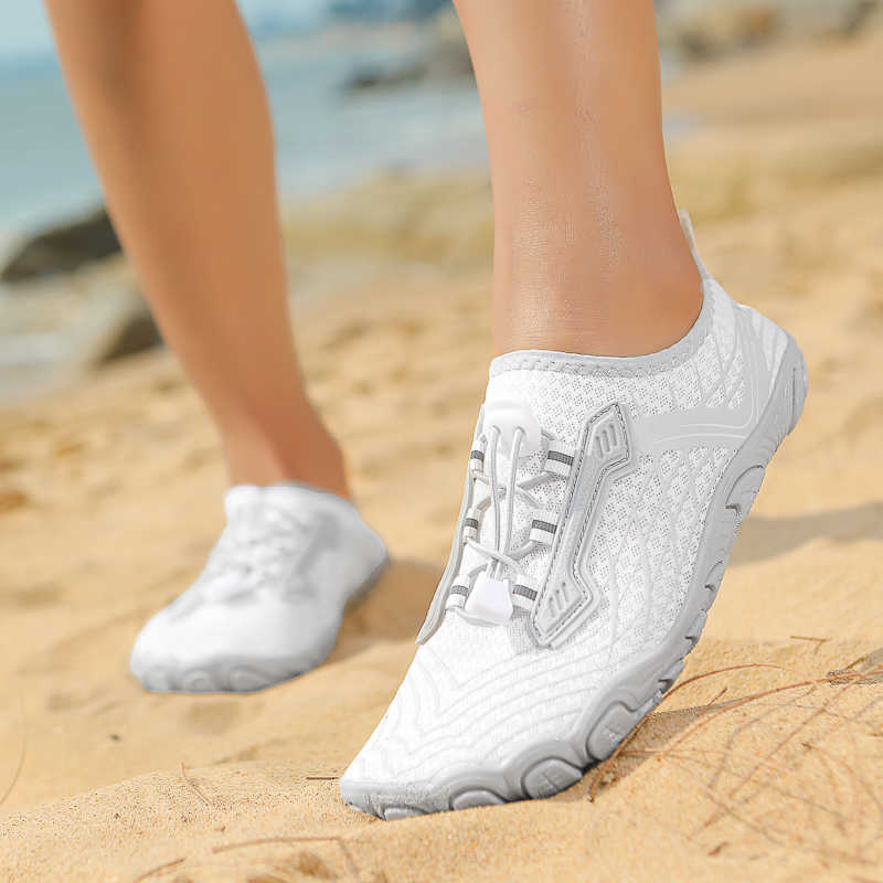 Fashion Thick Bottom Parkour Special Men's Shoes Slippers Black Sandal Beach Man Sneakers Sports Health Shooes Festival Besket