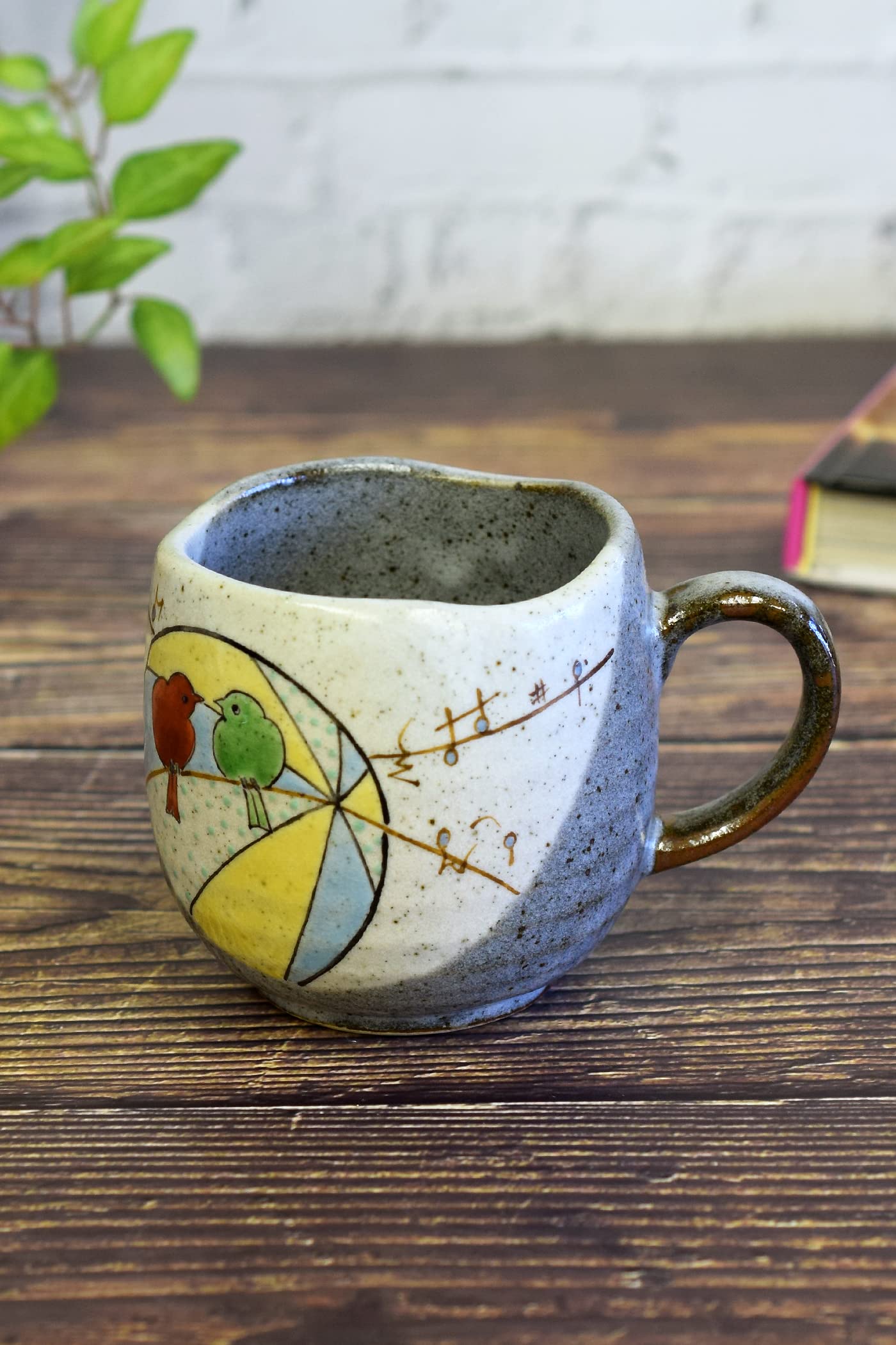 

Stylish Kutani Ware Mug with a Design Perfect for and 77th or as a Gift Singing Song - 60th, 70th, Birthdays, красный
