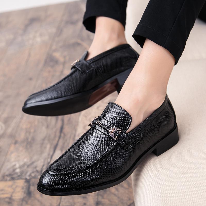 Men's Snake Print Pointed Toe Leather Shoes – Slip-on for Nightclub or Formal Wear