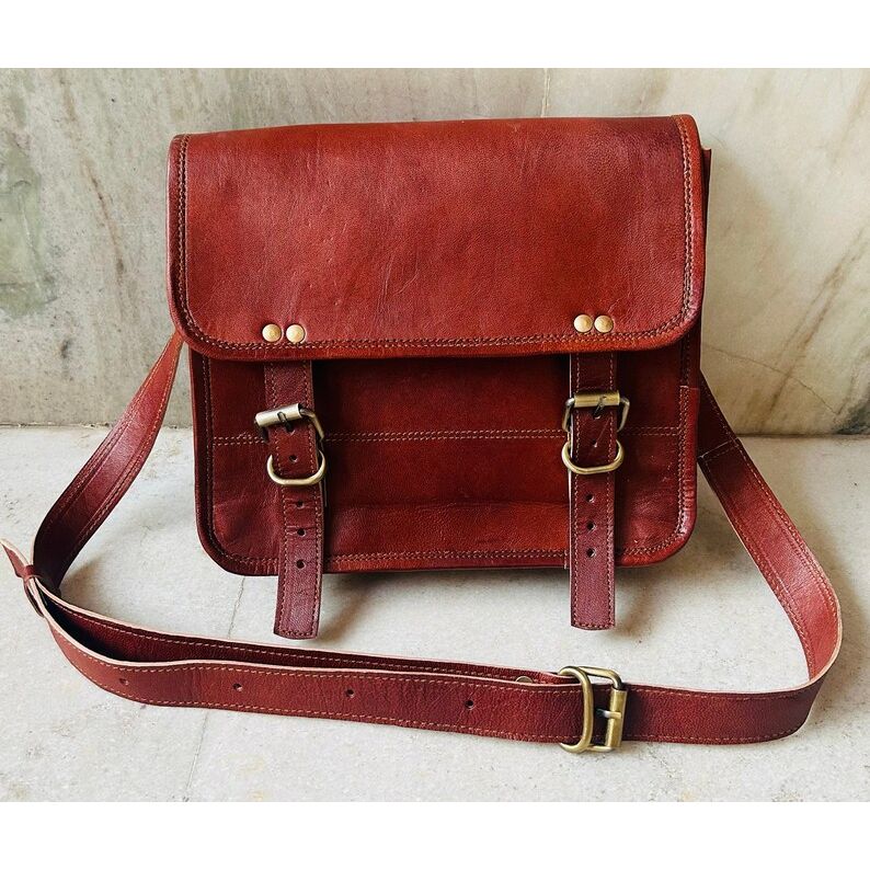 Кожаная сумка-портфель с седельной прострочкой и полосками спереди. 7 x 9 x 2.5 — фото 10