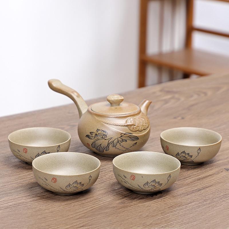 

Teapot Set with One Pot and Four Cups Chinese Ceramic Side Handle Pot Coarse Pottery Travel Tea Set Four People Making A Teapot Five-piece Set