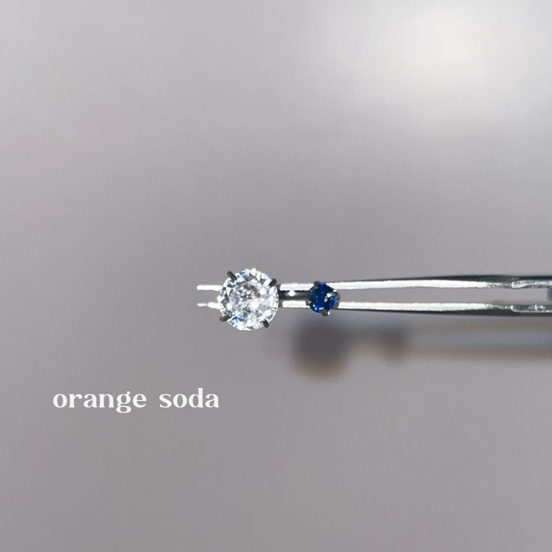 

OrangeSoda Зеленый Барашек Кольцо-подкова Циркон Серьга-пусет для кости уха Страз Пирсинг Ювелирные изделия Толстый 1.2 Вспышка Титановая сталь No.1 blue and white horseshoe ring ear bone nail