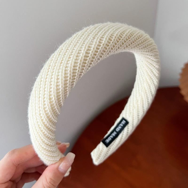 Red Polka Dot Angora Headband: Versatile Women's Hair Accessory for Autumn/Winter