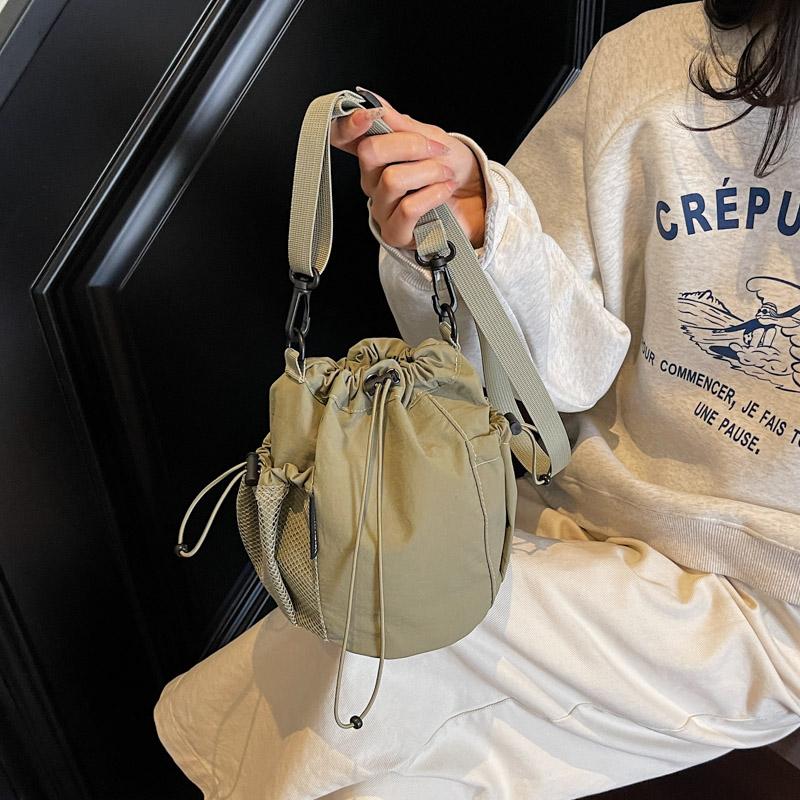 Women Fashiable Drawstring Design Canvas Handbags Korean Mini Cell Phe Bag Small Crossbody Casual Ladies Travel Shoulder Bag