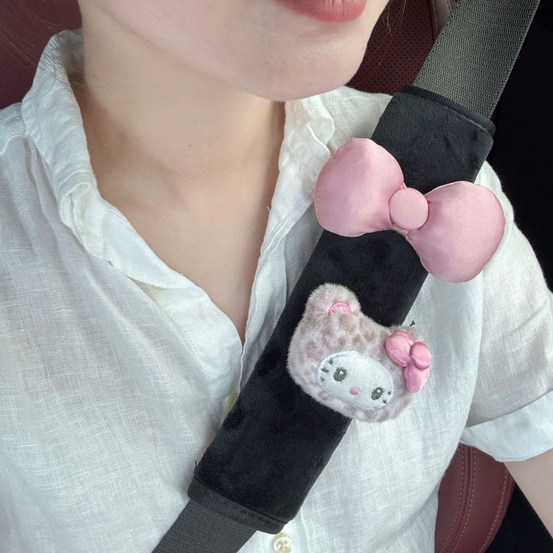 Original Cute Cat Bow Cartoon Car Seatbelt Shoulder Protector, Universal for All Seasons, Anti-Neck Strangulation Safety Belt Protection