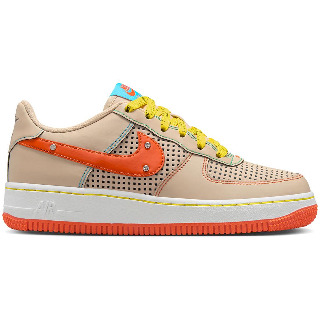 

Sneaker Nike Air Force 1 Low D.I.Y. Diorama (GS)(IB7725-126) 40
