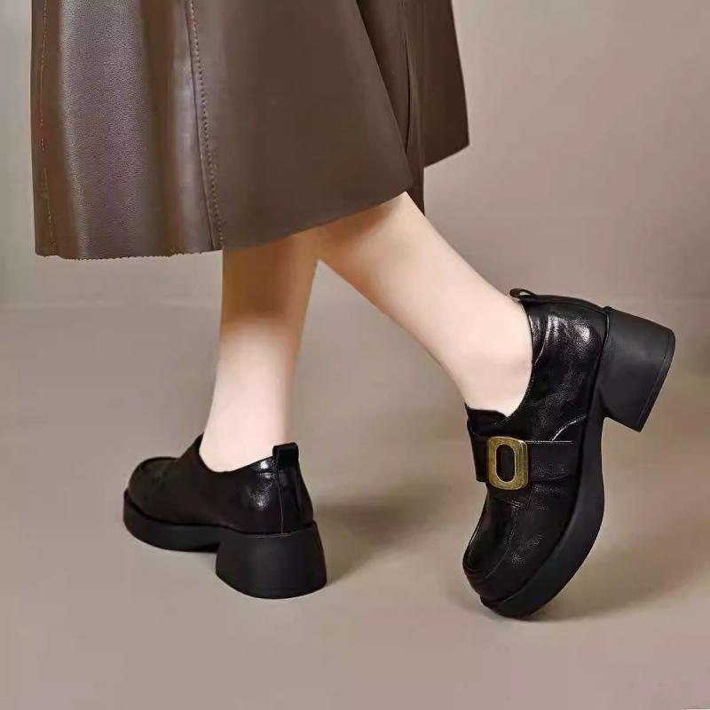 

Retro Maillard small leather shoes women s 2025 autumn new British style thick heel loafers French belt buckle single shoes 35 чёрный