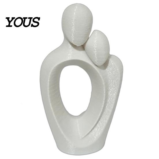 3D Molded Couple Figure Printed One Heart Statue, Abstract Hugging Lovers Figurine with Stable Base, Minimalist Burr-free Contour Ornament