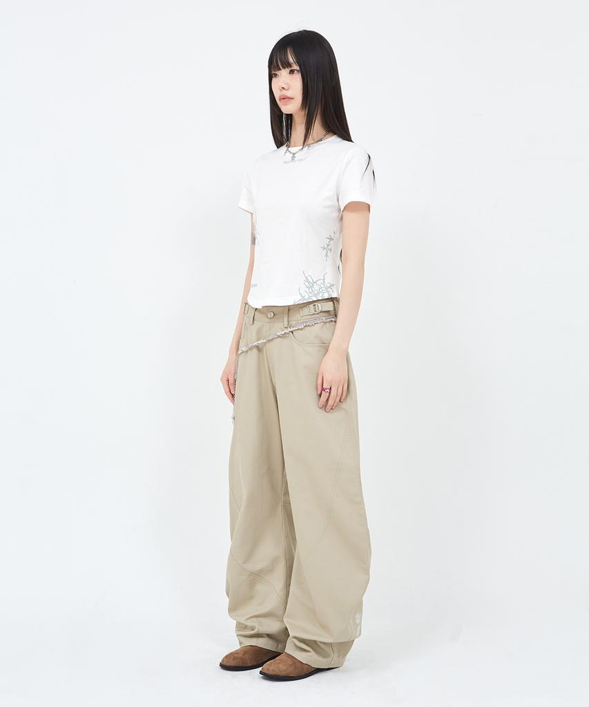 Sekeondeusolteu Balloon Tab Curved Cotton Pants (Beige)