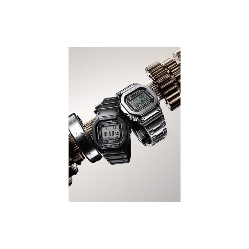 [Casio] G-Shock Watch [Domestic Genuine Product] Bluetooth Equipped Full Metal Radio Solar GMW-B5000D-1JF Men's Silver