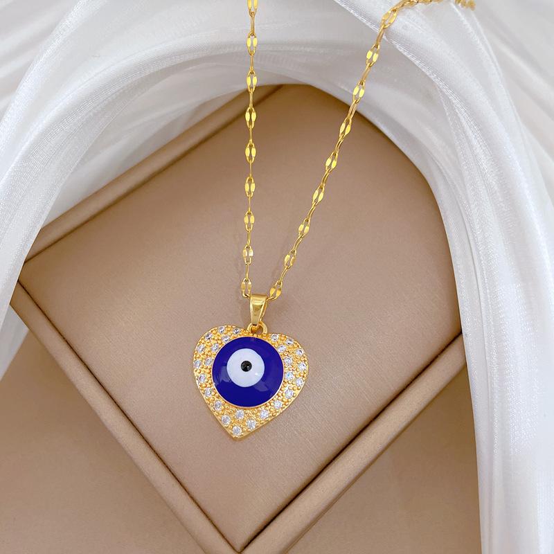 Titanium Steel, Love Eyes Zircon Light Luxury Temperament Gorgeous Full Diamond Necklace Female Versatile Collarbone Chain Titanium Steel