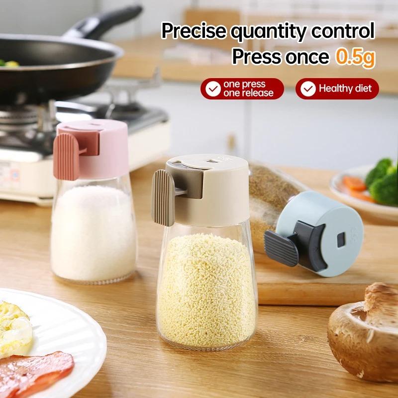 Measuring Salt and Pepper Shakers Precise Quantitative Ration Spice Dispenser Air-Tight Clear Glass Seasoning Bottle for Kitchen