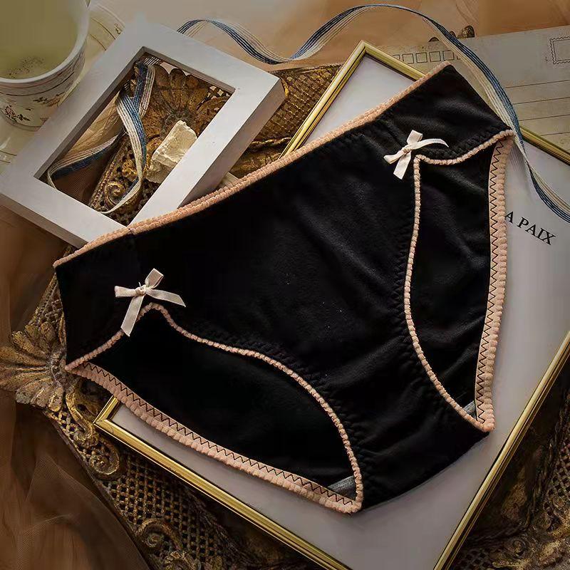 Сұйықтықпен жыныстық қатынас туралы бейне