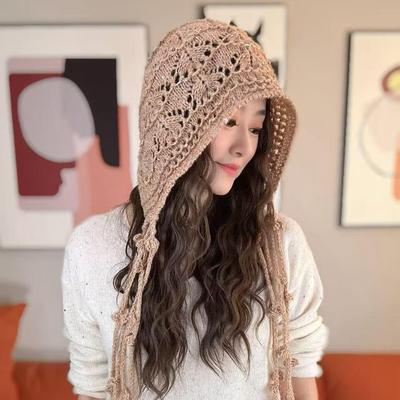 Korean Style Tassel Hat: Women's Knitted Maple Leaf Ear Protection Wool Hat with Braided Tassels for Autumn and Winter