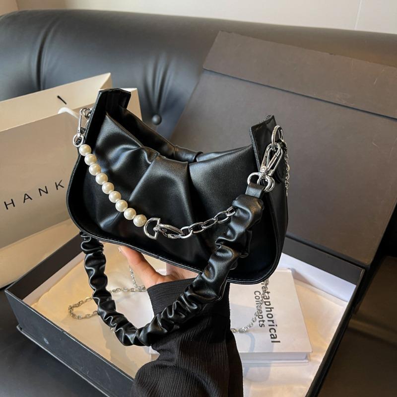 2025 New Fashionable and Versatile Pearl Chain Shoulder Bag