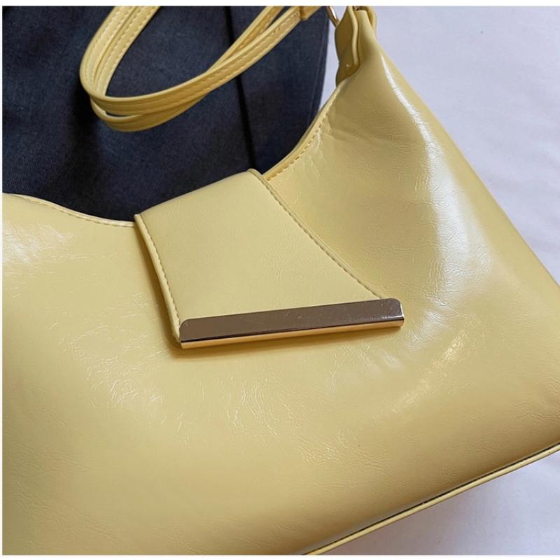 Women Summer Glossy PU Delicate Crossbody Bag High Grade Buckle Zipper One Shoulder Bags Versatile Commute Underarm Packs