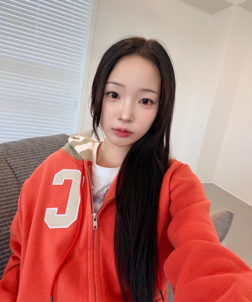 Chancechance Striped-Hood Zip-Up Hoodie (Orange/ Brushed)
