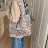 Sac Moelleux Grande Capacité Femme 2025 Nouveau Décontracté Peluche Douce Épaule Sac Fourre-tout Portable
