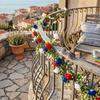 Decorațiuni pentru casă – Flori decorative şi coroane de flori