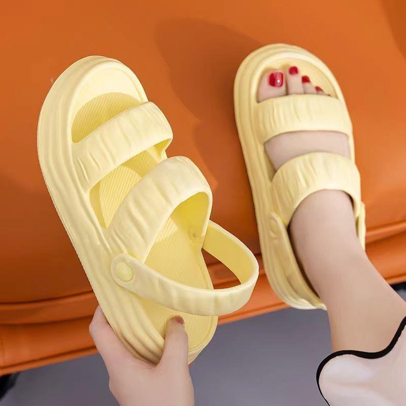 Slippers Wear Women's Summer New Stepping On Shit Feeling Thick Sole Non-slip Two Wear Seaside Travel Beach Sandals Women