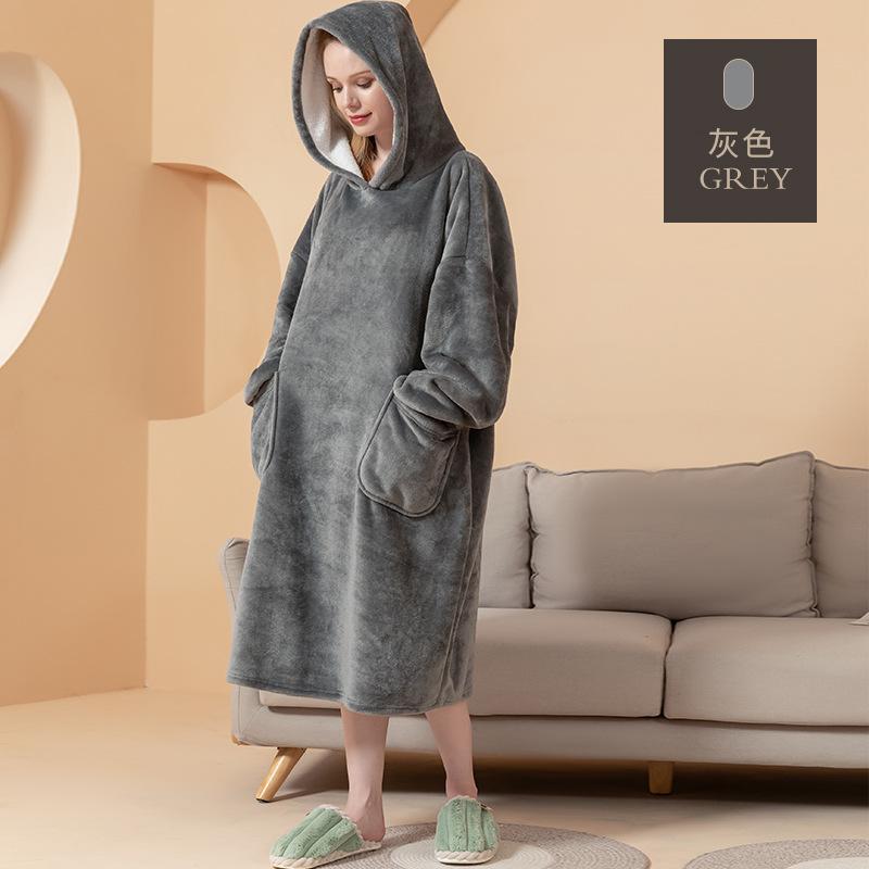 Wearable Blanket Hoodie for Men Oversized Hooded Blankets Sweatshirt Cozy Warm Fleece Blanket with Sleeves Adults Winter House Robes With Pocket
