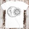 La Luna y El Sol Camiseta Sol Creciente Antiguo 8654