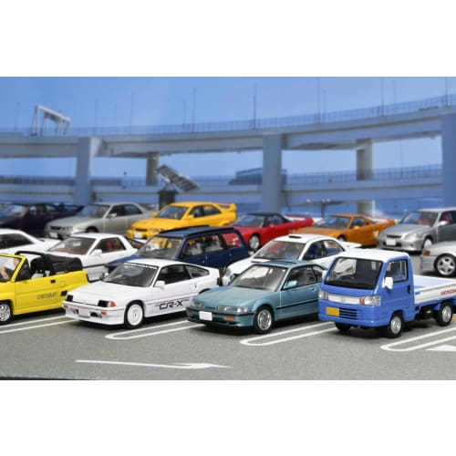 TOMYTEC Tomicarama Vintage 1/64 Scale 13a Daikoku Parking Area Mat B (Includes Toyota Chaser 2.5 Tourer V 1998 Model) Rubber Mat + ABS Resin and Acryl
