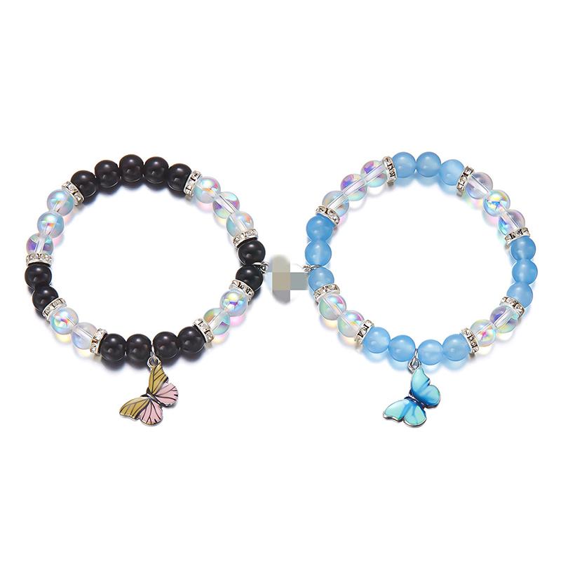 

2 шт. Магнитные браслеты для пар с пряжкой для женщин и мужчин, креативные светящиеся браслеты для пар с бусинами и подвеской в виде бабочки, подарки