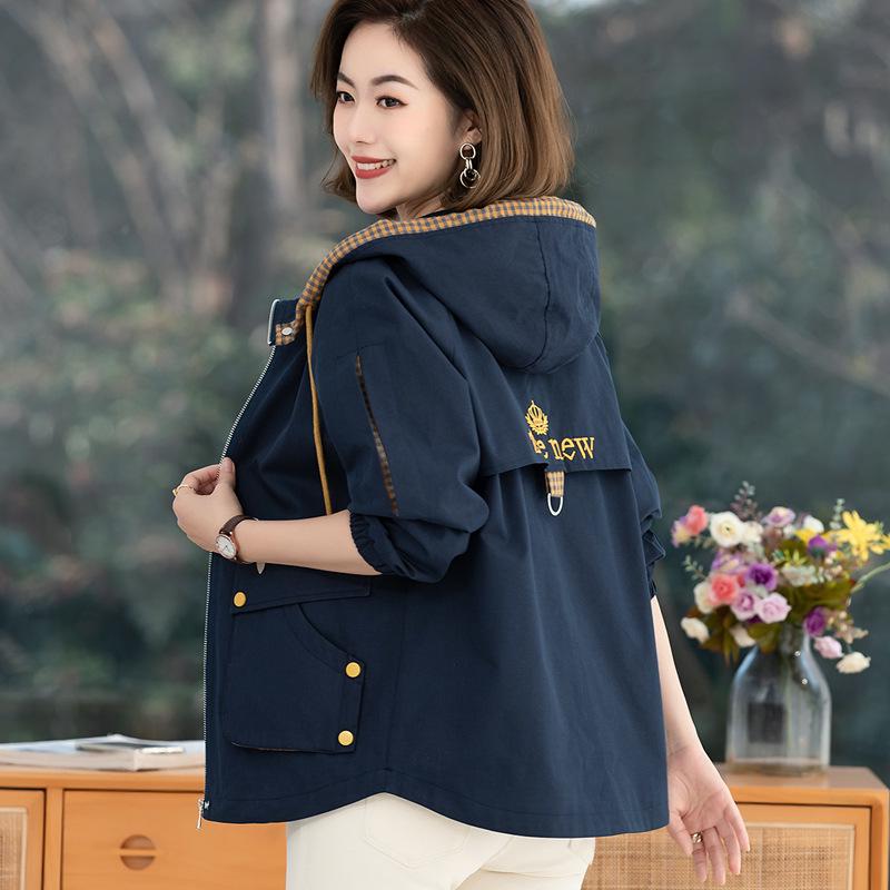 Wiosna 2025 Koreański styl Plus Size Kurtka z kapturem dla kobiet w średnim i starszym wieku