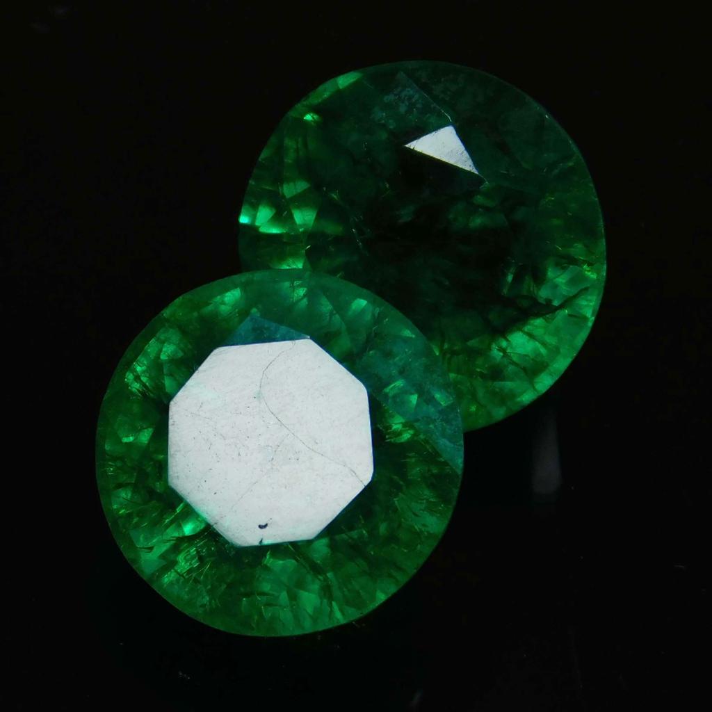 Natural Green Emerald Loose Gemstone 16.85 ct Round Cut Pair for Jewelry Making and Gem Collections