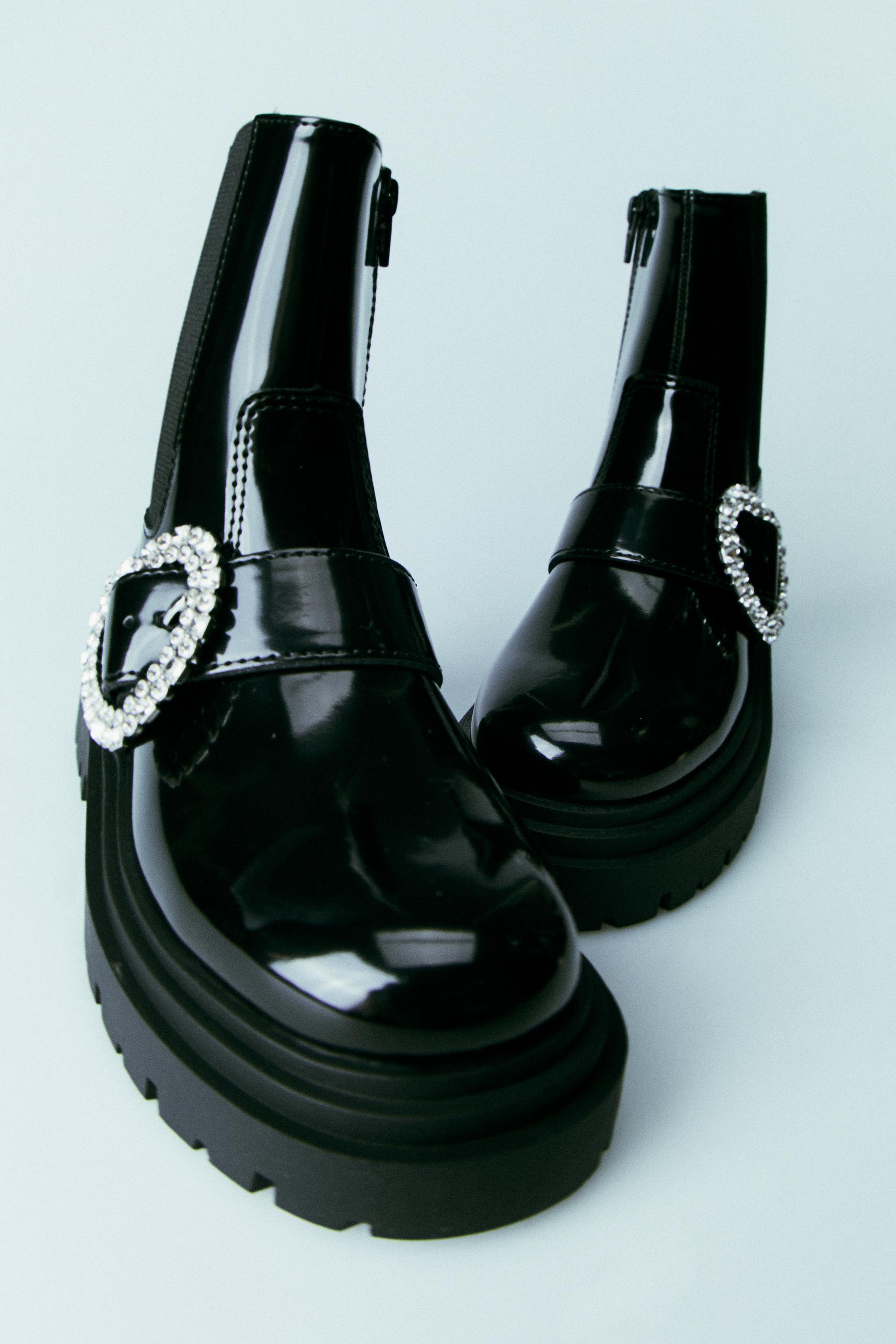 

БОТИЛЬНИКИ СО СТРАЗАМИ СЕРДЦЕ