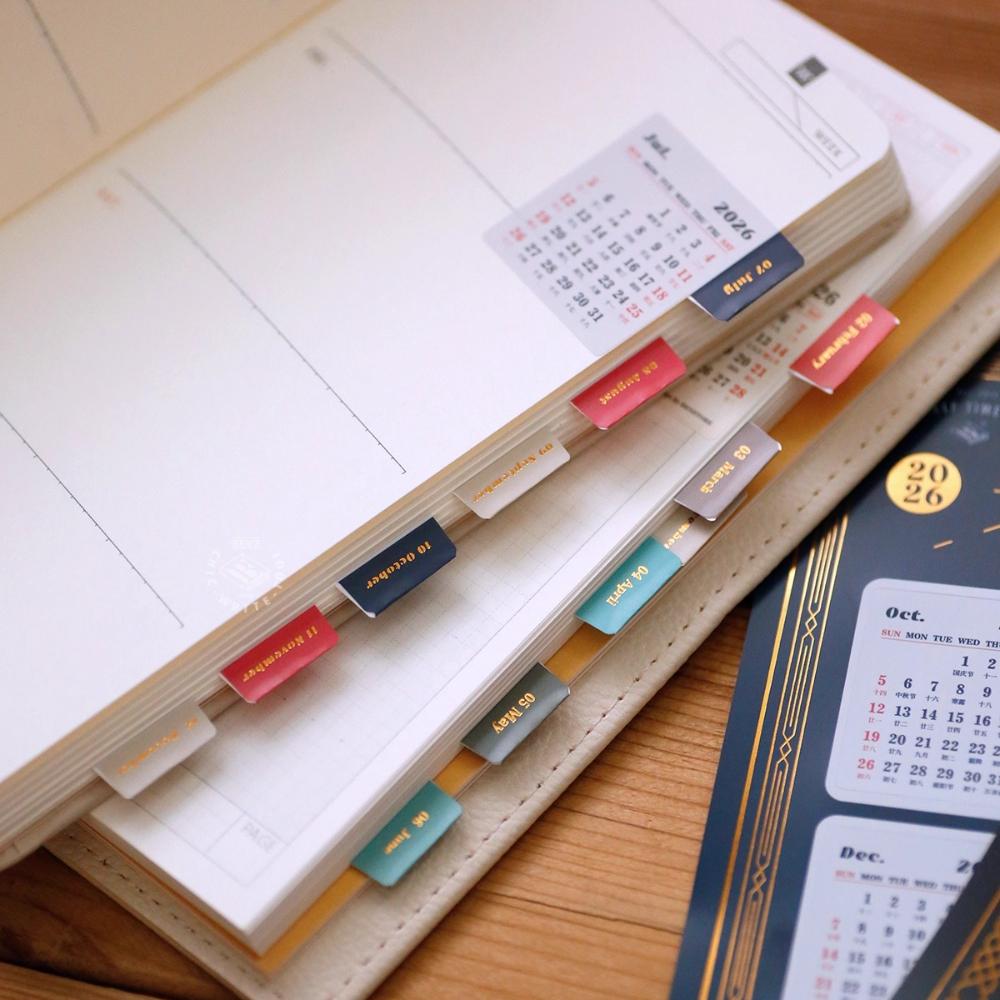 1 Stück 2026 Kalender Goldfolien-Indexaufkleber, 16 Monate Wasserdicht Selbstklebend Lesezeichen Planer Kalenderaufkleber für Scrapbooking