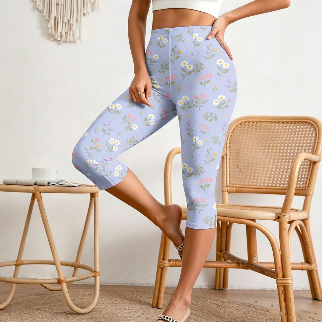 Women’s Elastic Waist Casual Slim Fit Split Hem Capri Pants with All Over Print Lightweight Stretch Fabric Design