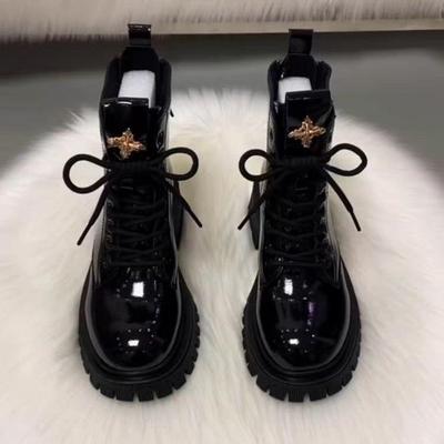 Genuine Soft Leather Women's Martin Boots, Thick Sole, Autumn/Winter 2025, Versatile British Style Patent Leather Ankle Boots.