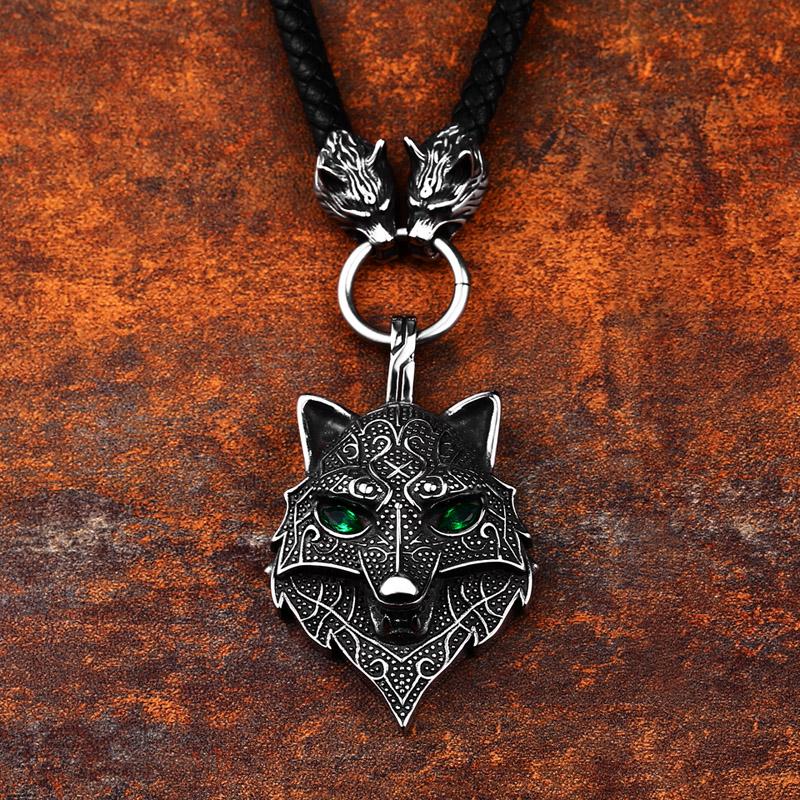 BEIER 2023 New Style Viking Stainless Steel Wolf Head Green Pendant Double Wolf Heads Necklace Animal Jewelry Gift
