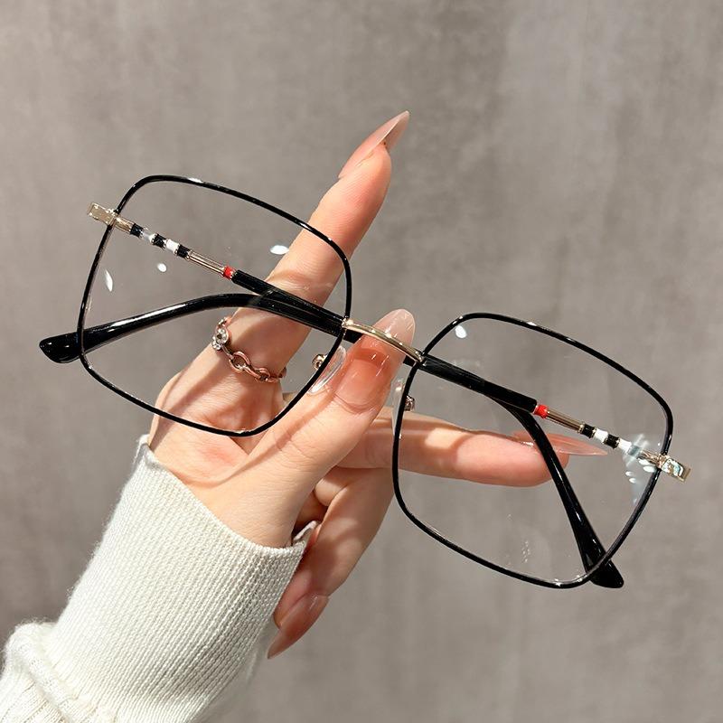 Retro Square Anti Blue Light Glasses for Men Women Fashion Prescription Computer Eyewear Office Optical Frames
