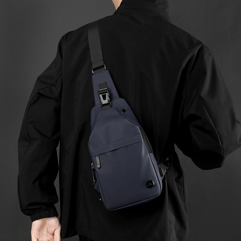 New Men's Oblique Span Chest Bag Lightweight Waterproof Shoulder Bag Multifunctional USB Charging Interface Chest Bag
