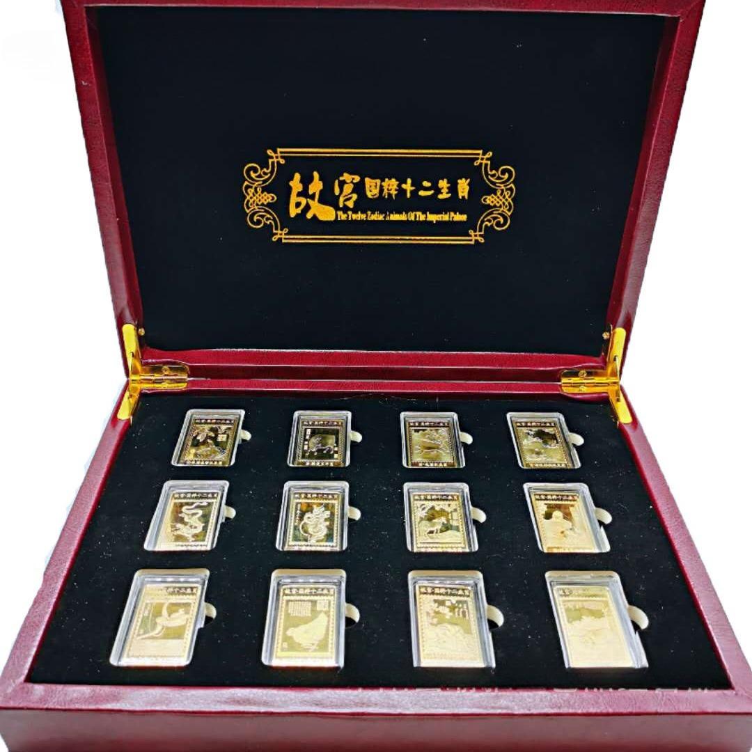 The Palace Museum s National Treasure Twelve Zodiac Gold Plated Commemorative Medals, 12 Commemorative Coins, Gift Box Set малиновый