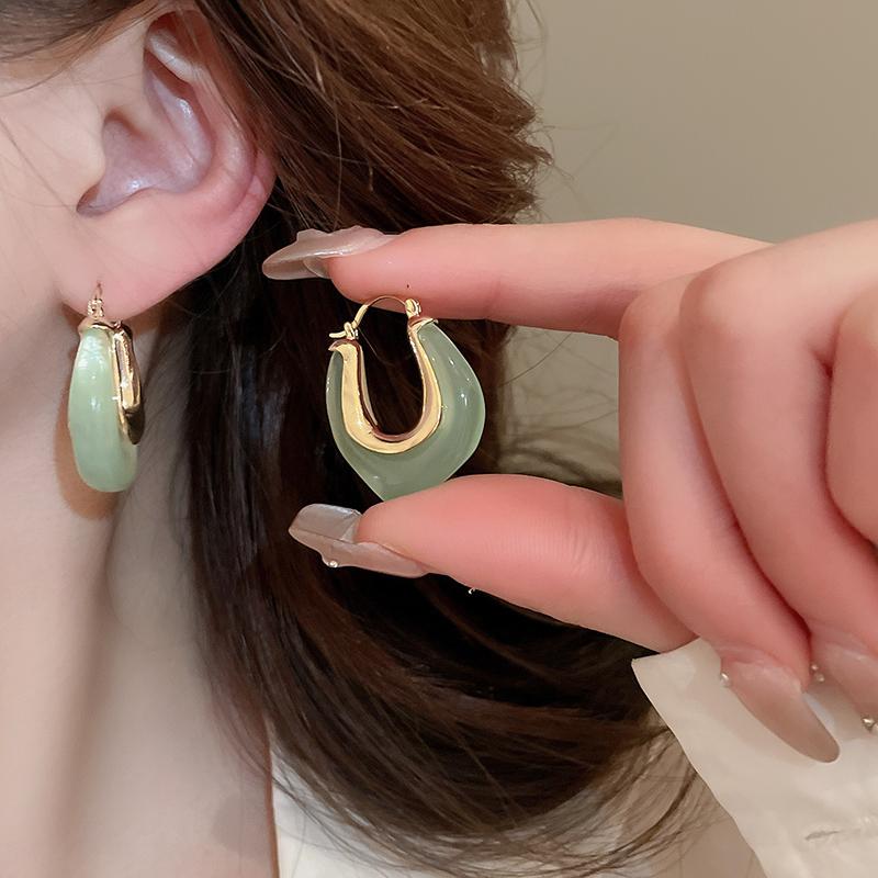 Solid Resin U-shaped Irregular Hoop Earrings Women New Vintage Versatile Earbuckles Delicate Fashion Jewelry K-