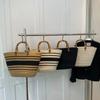 Sacs à main tissés en coton Poignée en bambou Sac tissé pour femme Grande capacité Rayé Portable Décontracté Mode Exquis pour fête en bord de mer