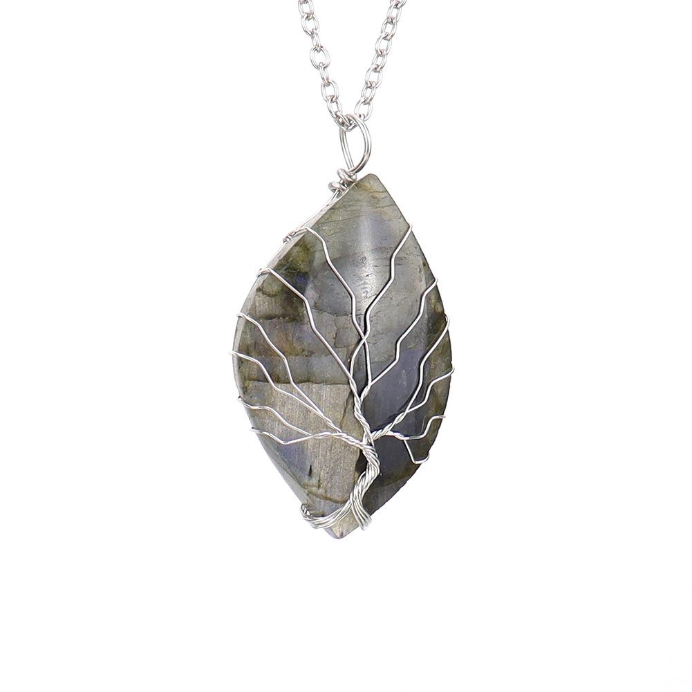 

Natural Sparkling Stone Elongated Stone Agate Irregular Shape Pendant Necklace N531