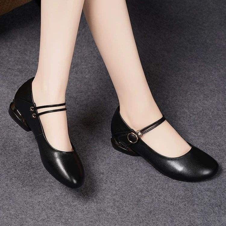 Coarse Heel Single Shoes Women's Spring and Autumn Mother Shoes Flat Bottom Low Heel Round Head Women's Leather Shoes Soft Sole