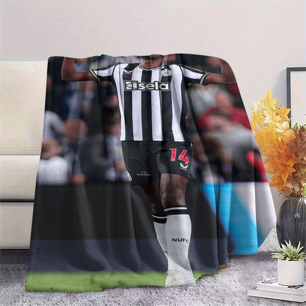 Alexander Isak Printed Flannel Blanket, soft throw for bedroom sofa, washable, fan merchandise, great gift.