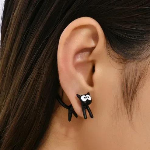 

Cute Funny Black Big Eyes Cat Stud Earrings for Women Creative Disassembly Splicing Simple Design Earrings Zircon Accessories