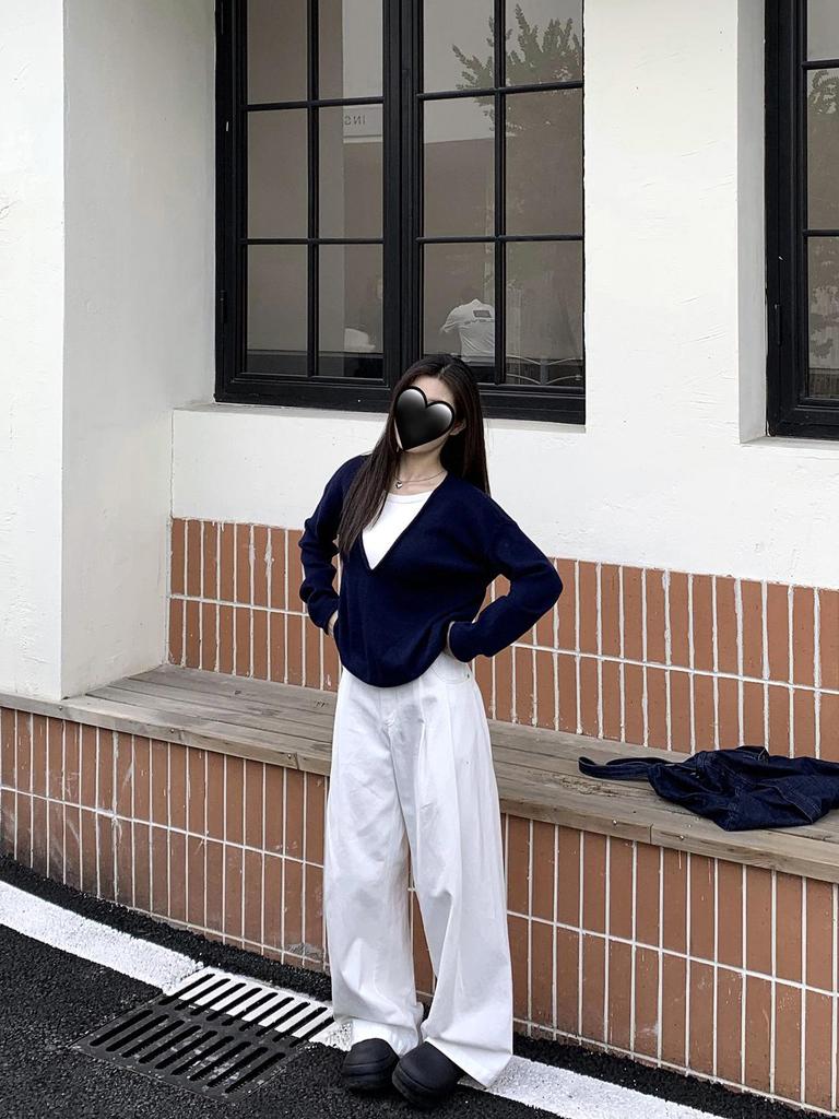 Women's Navy Blue Two-Piece Style Knit Sweater: Autumn/Winter, Loose Fit, Long-Sleeved, Korean-Inspired.