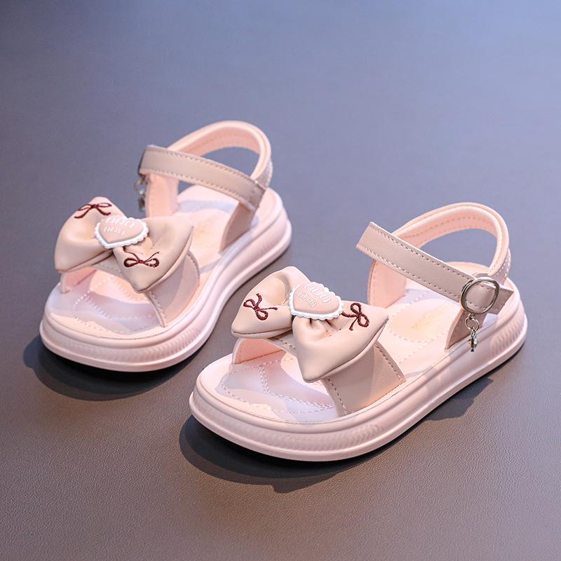 Children's beach shoes2026Summer new cute bowknot heart-shaped girls' solid color sandals for toddlers, young children, and older children