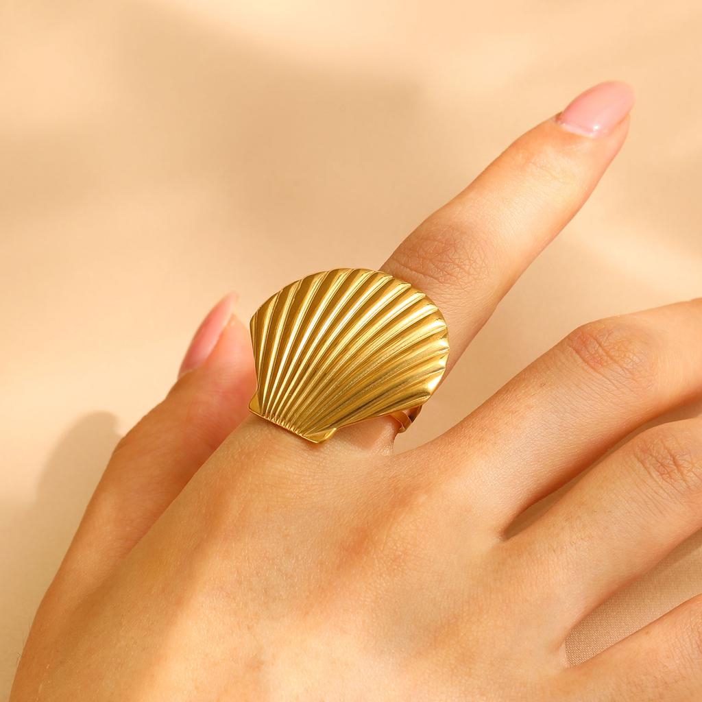 Stainless Steel Classic Flower Leaf Ring Pearl Stacked Ring Large Exaggerated Ring Women Gold Color Fine Jewelry Gifts for Her