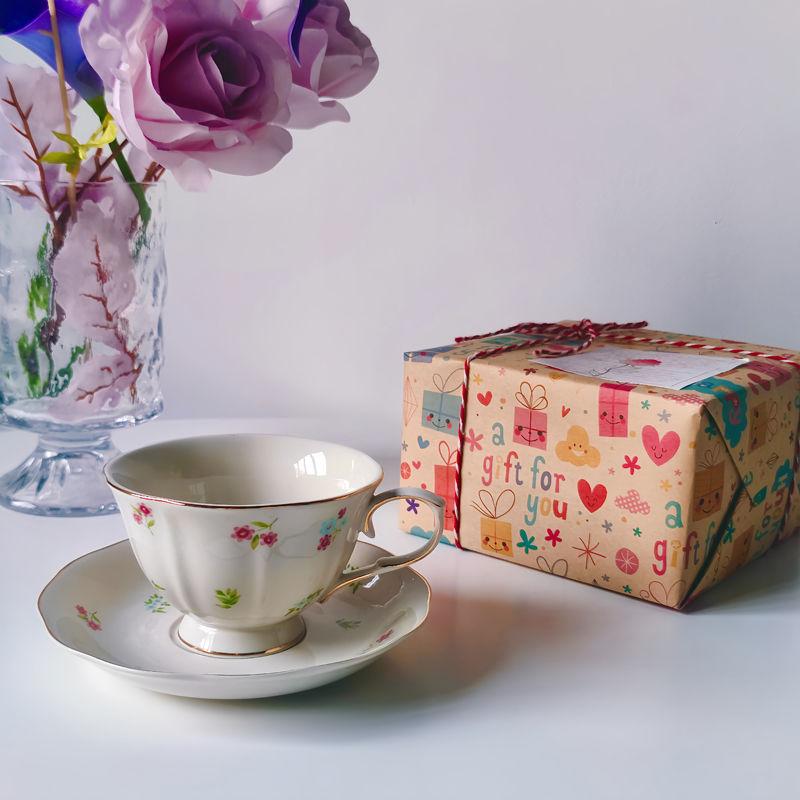250ML Design Luxueux Sens du Haut de Gamme Tasses à Café Françaises Niche Exquis Ensemble Fait Main Ensemble Tasse et Soucoupe Européens Boîte Cadeau