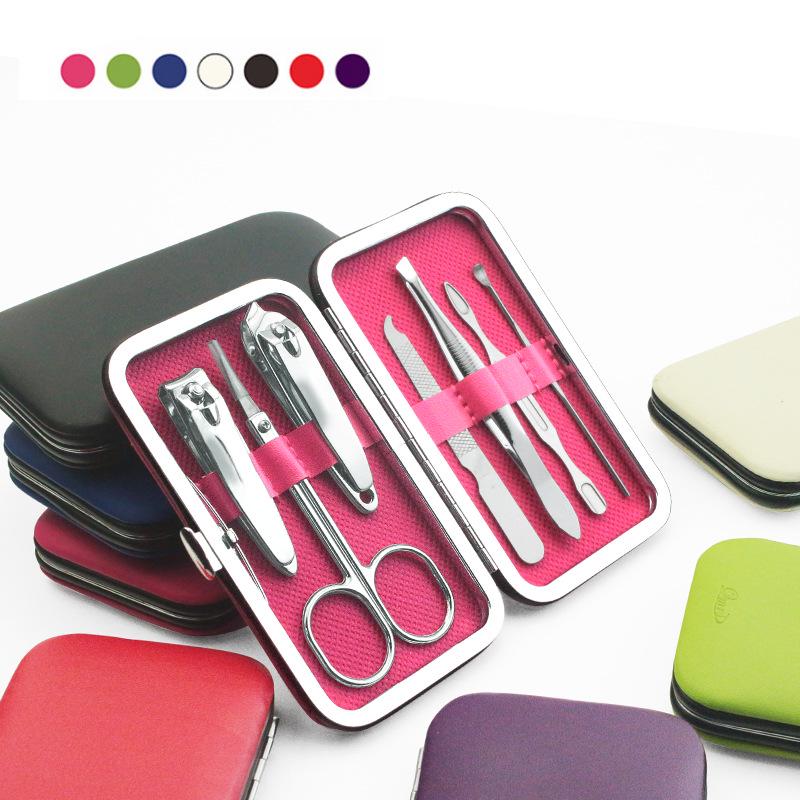 

Маникюрный набор Candy Color с индивидуальным логотипом: Включает в себя кусачки для ногтей и косметические инструменты